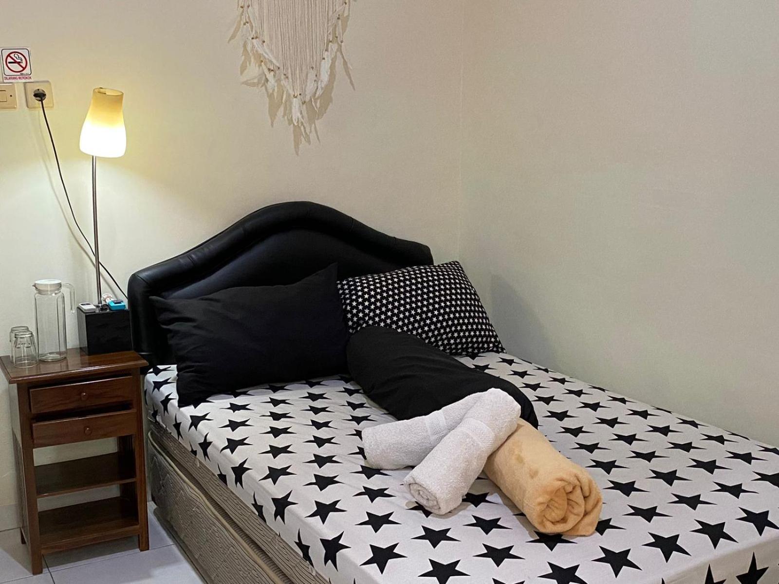 Coliving Jogja Sweet Home Kost Lengkap Di Jogjakarta Номер фото
