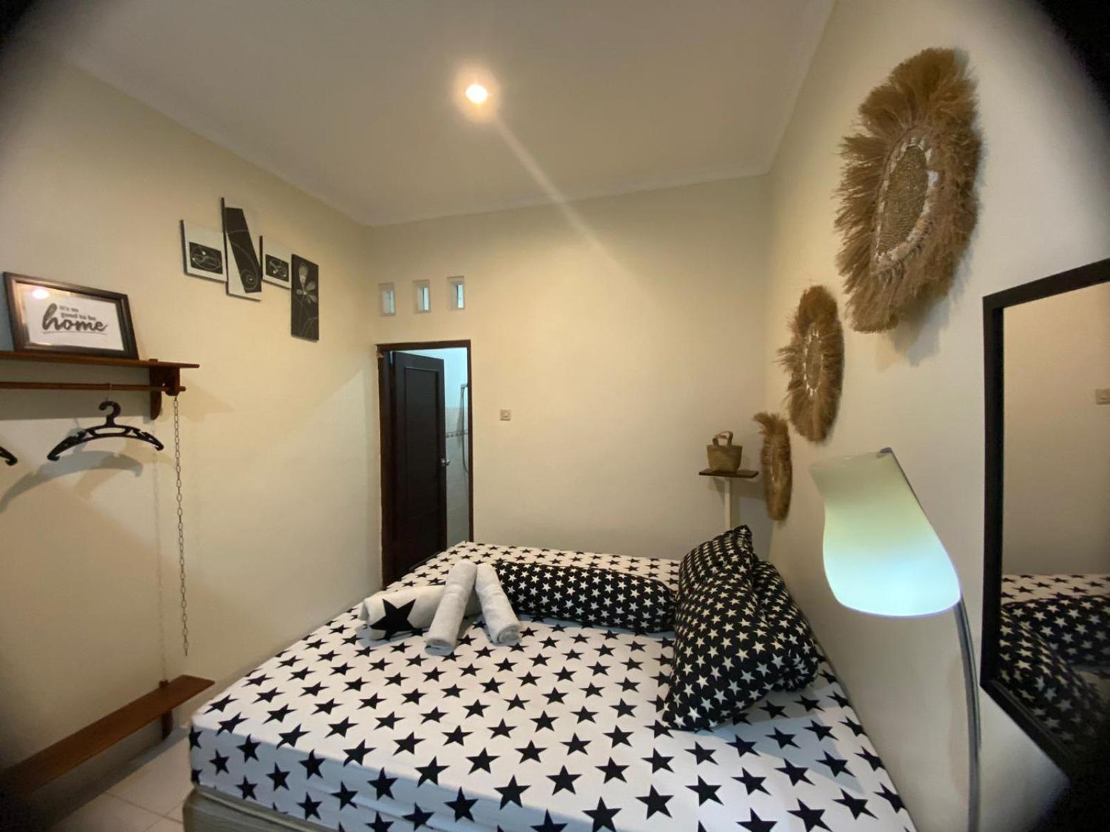 Coliving Jogja Sweet Home Kost Lengkap Di Jogjakarta Номер фото